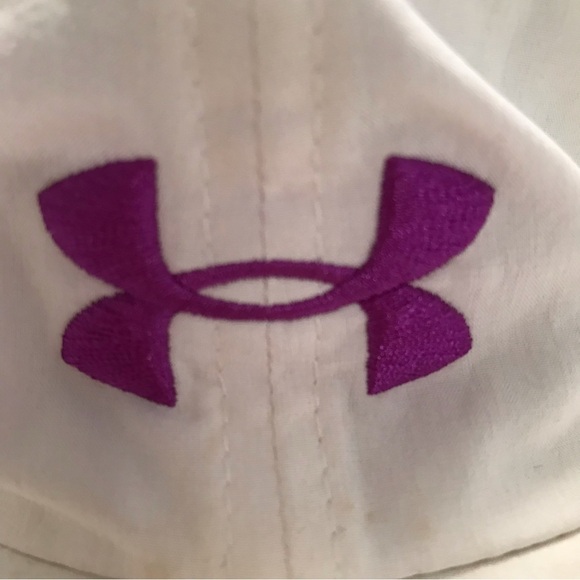 Under Armour Woman's Running Cap - Picture 14 of 16